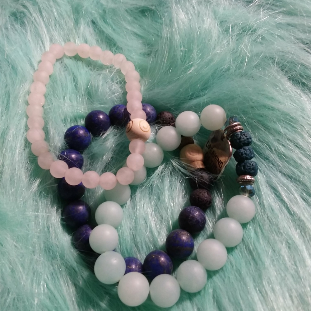 Set of 3 bracelets. - Picture 2 of 3